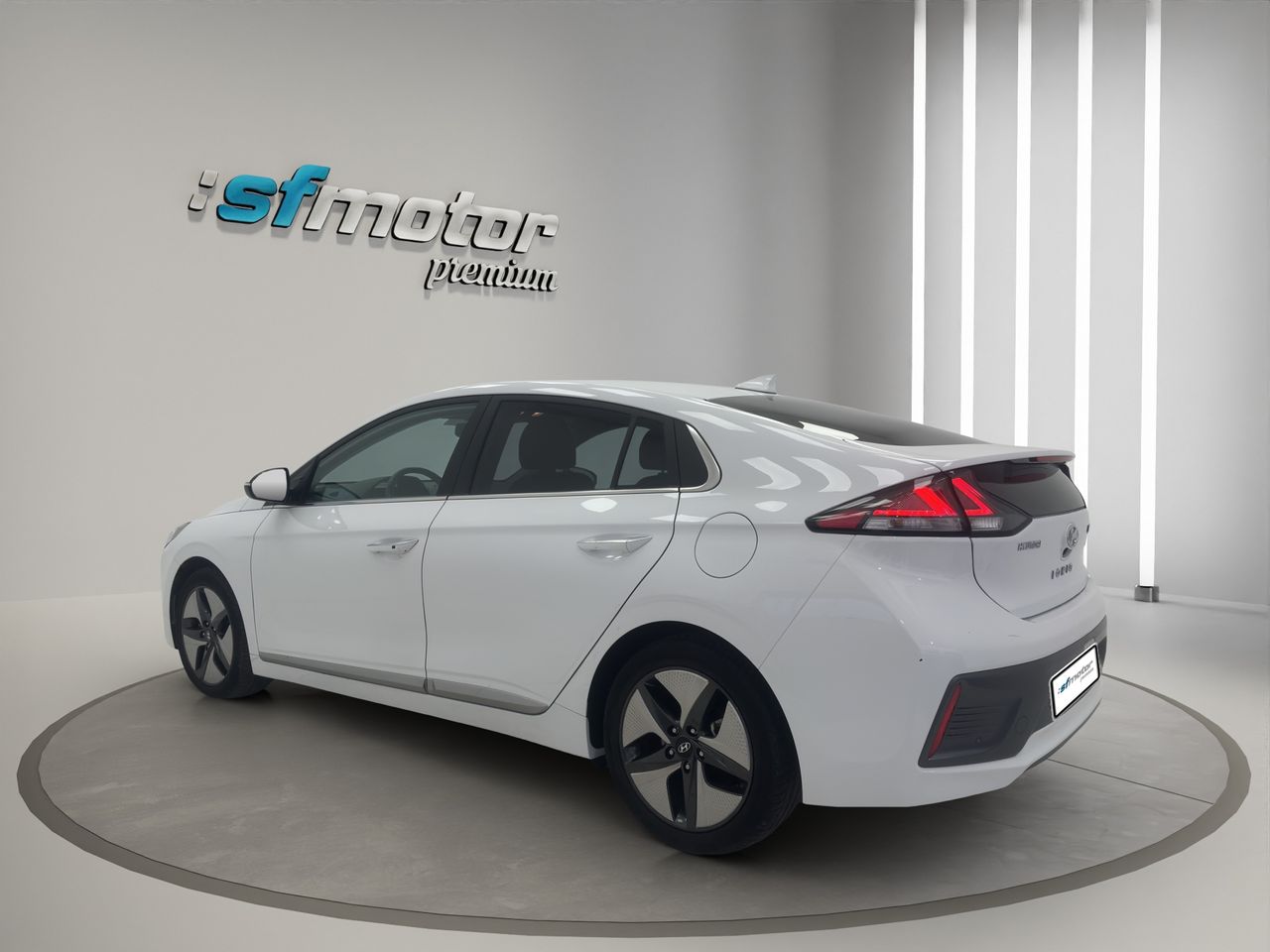 Hyundai IONIQ 1.6 GDI HEV Tecno DCT - Foto 4