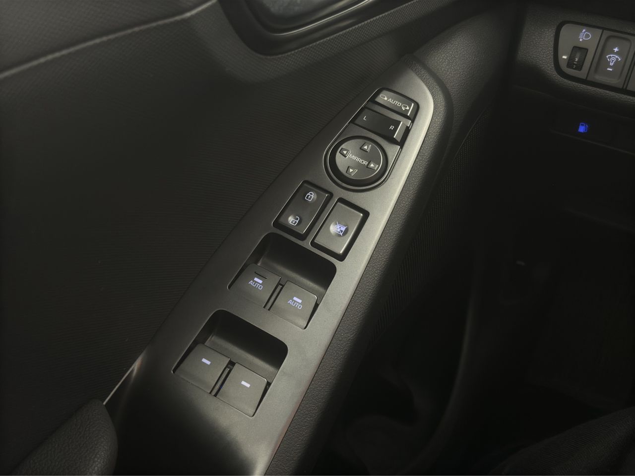 Hyundai IONIQ 1.6 GDI HEV Tecno DCT - Foto 25