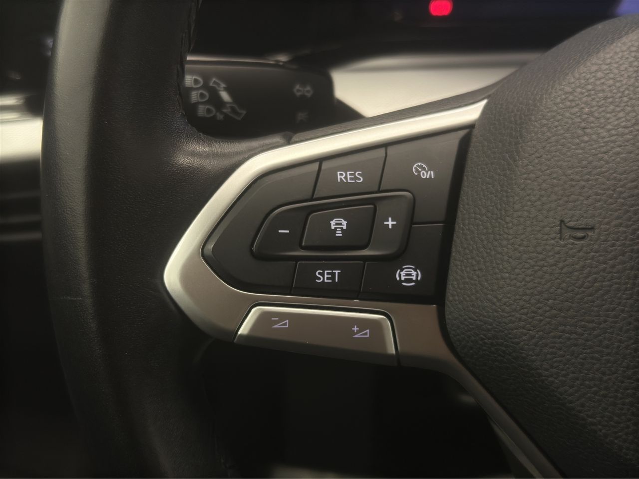 Volkswagen Golf 2.0 TDI 85kW (115CV) - Foto 24