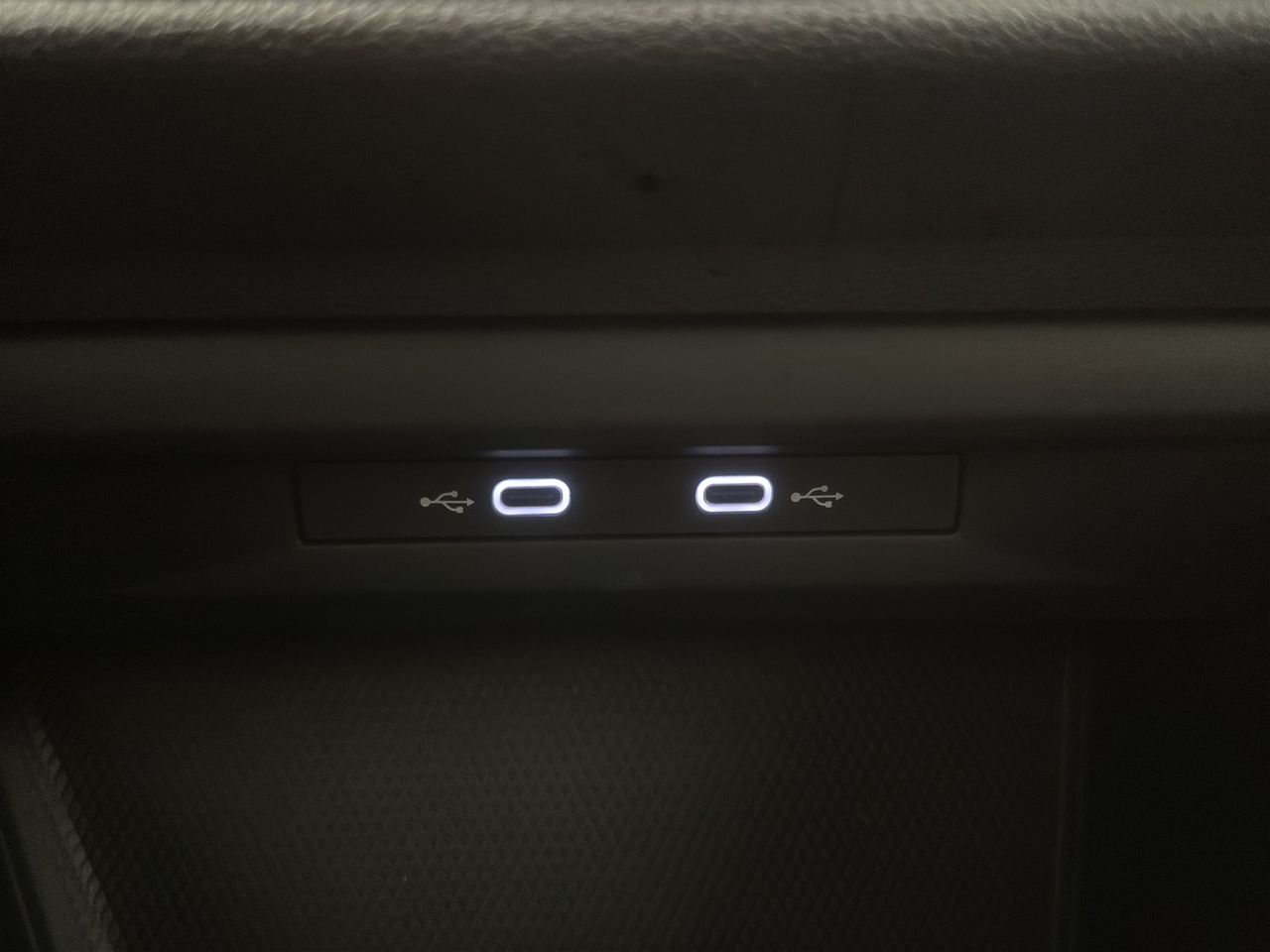 Volkswagen Golf 2.0 TDI 85kW (115CV) - Foto 29