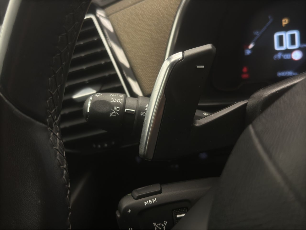 DS DS 7 Crossback BlueHDi DE 96kW (130CV) Auto. CHIC - Foto 26