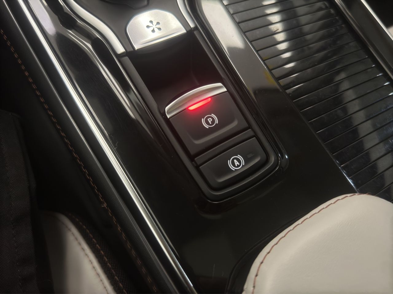 Renault Espace Initiale P. Blue dCi 147kW (200CV) EDC - Foto 36