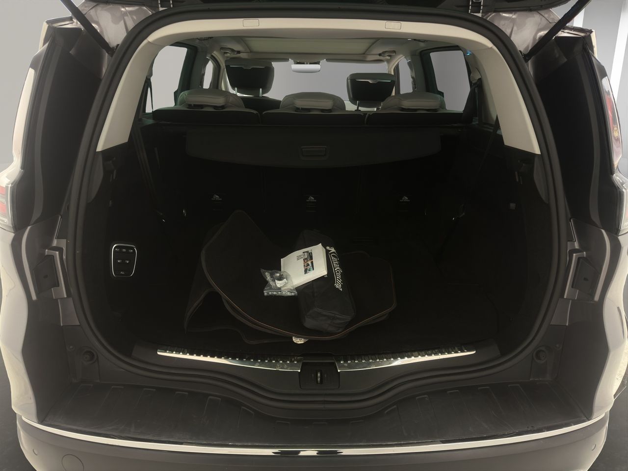 Renault Espace Initiale P. Blue dCi 147kW (200CV) EDC - Foto 21