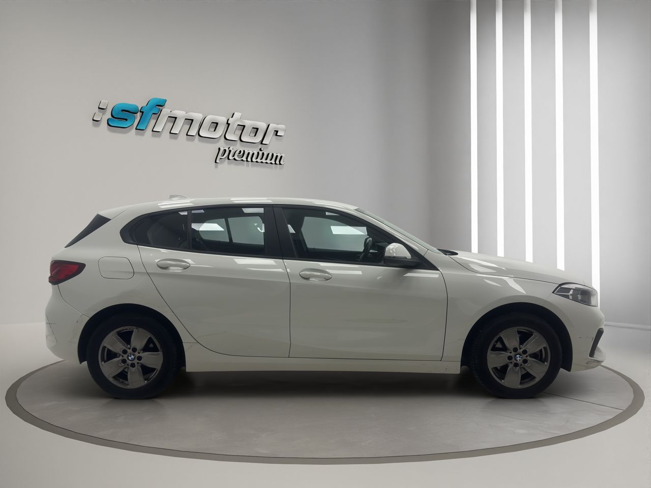 BMW Serie 1 116d - Foto 8