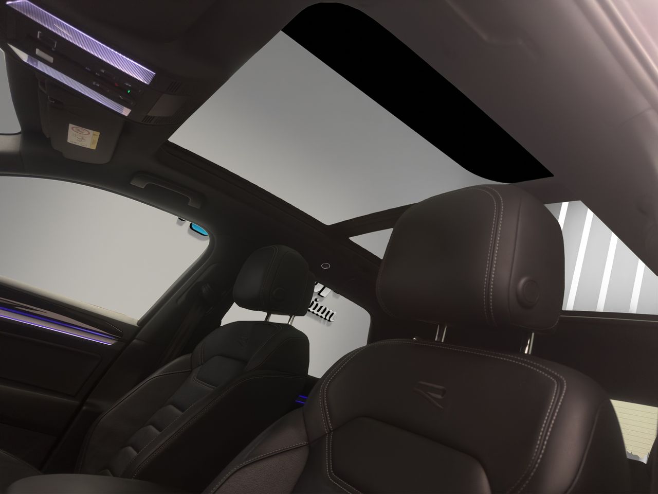 Volkswagen Touareg Hybrid 3.0 TSI 380 CV Tiptronic 8 vel. - Foto 22