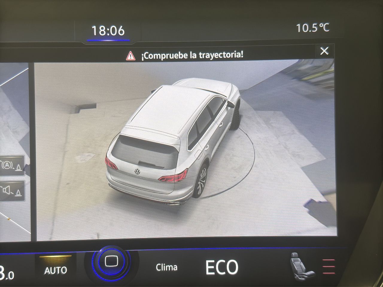 Volkswagen Touareg Hybrid 3.0 TSI 380 CV Tiptronic 8 vel. - Foto 40