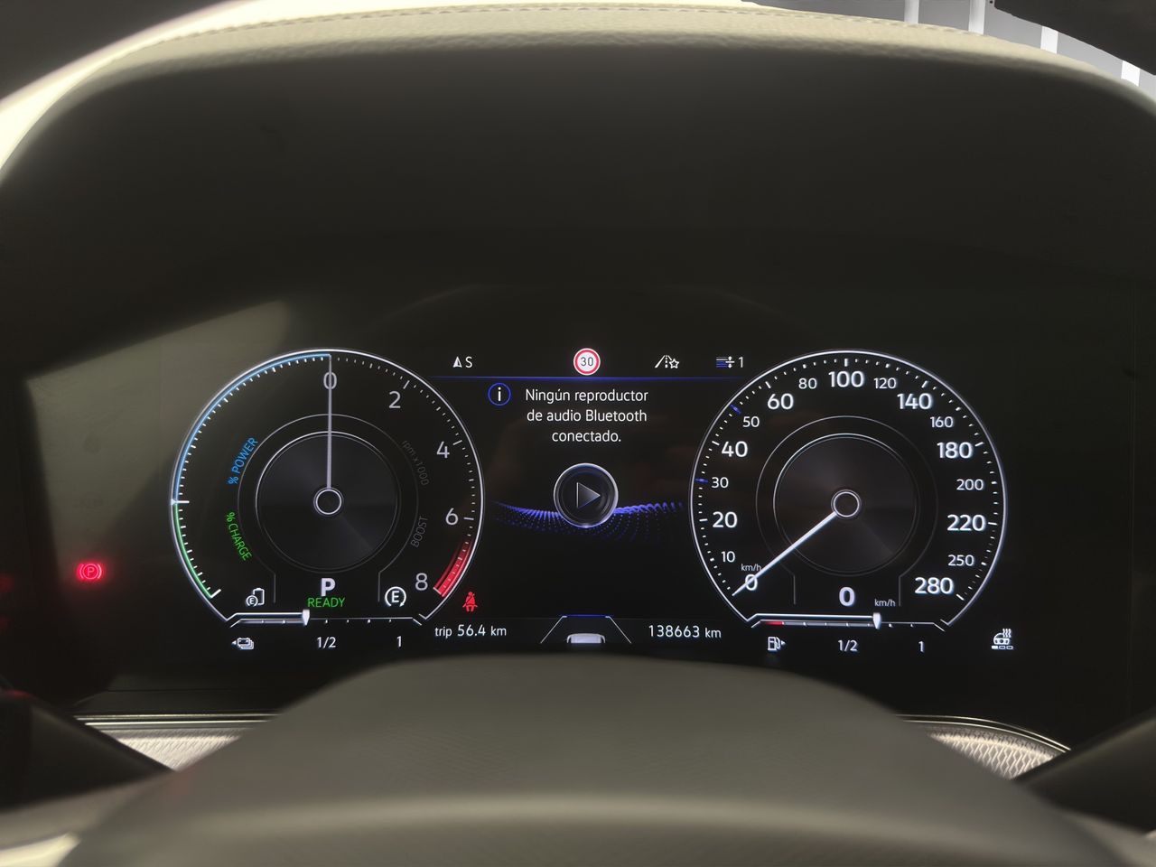 Volkswagen Touareg Hybrid 3.0 TSI 380 CV Tiptronic 8 vel. - Foto 12