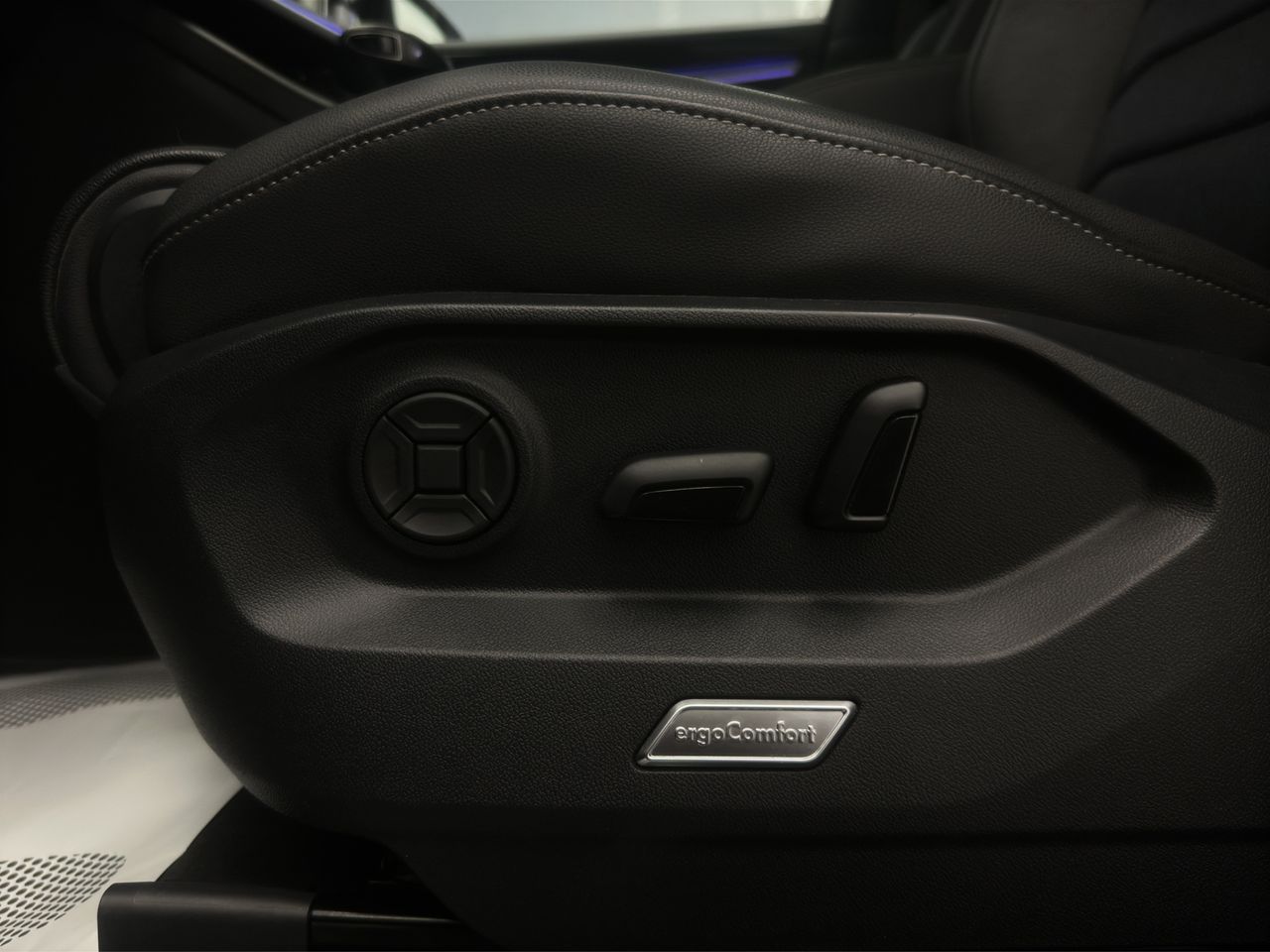 Volkswagen Touareg Hybrid 3.0 TSI 380 CV Tiptronic 8 vel. - Foto 45