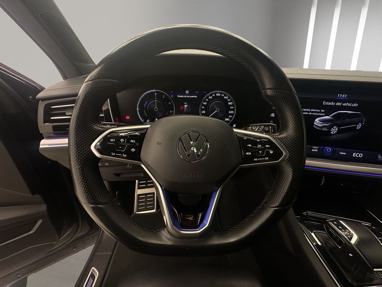 Volkswagen Touareg Hybrid 3.0 TSI 380 CV Tiptronic 8 vel. - Foto 11