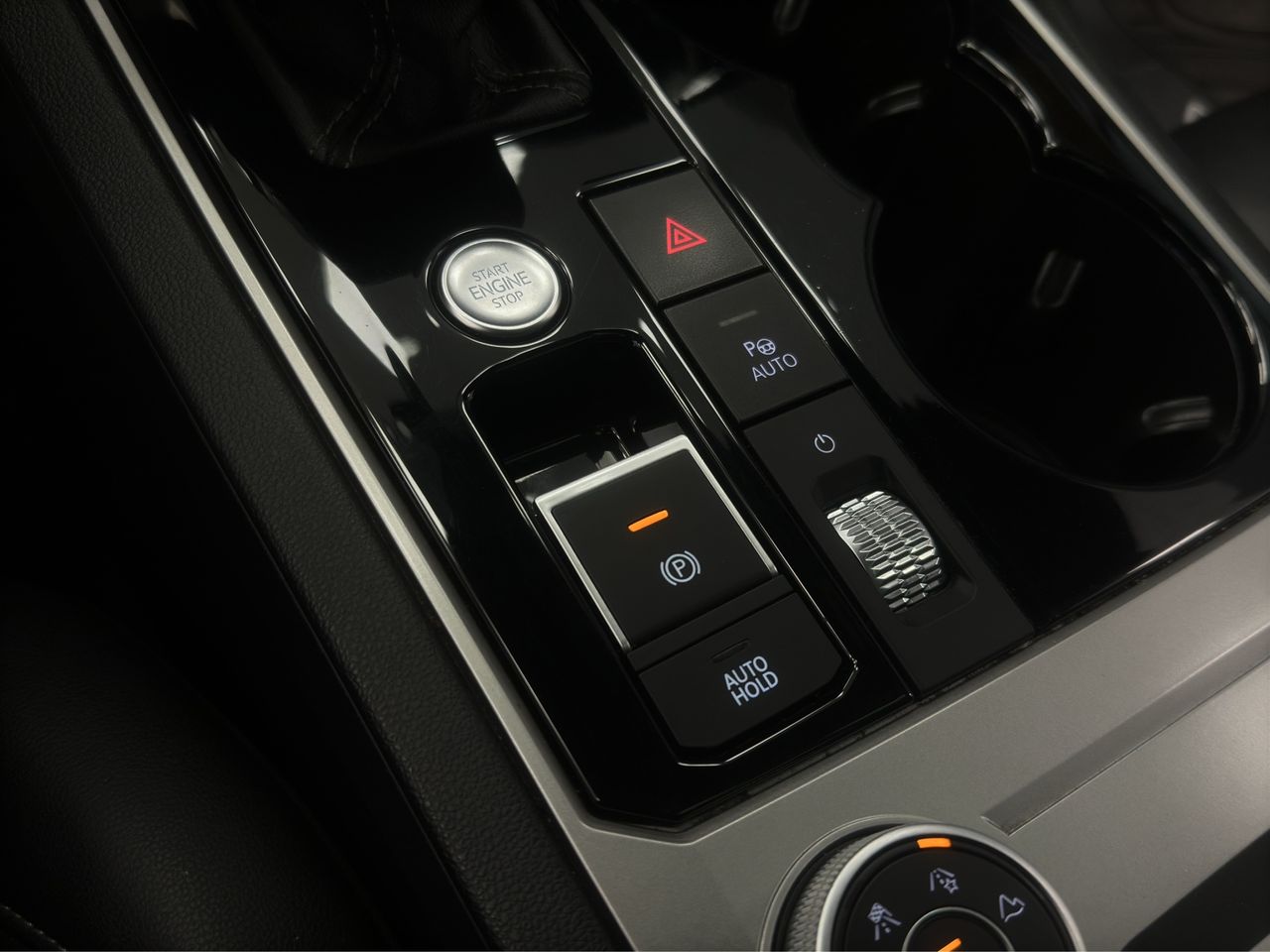 Volkswagen Touareg Hybrid 3.0 TSI 380 CV Tiptronic 8 vel. - Foto 30