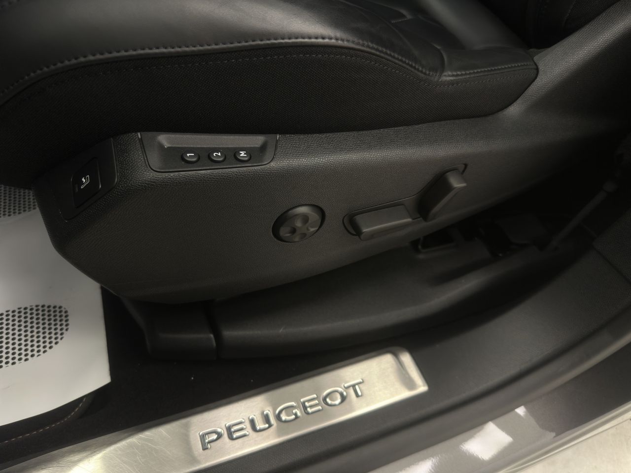 Peugeot 3008 1.5 BlueHDi 96kW (130CV) S&S GT - Foto 38