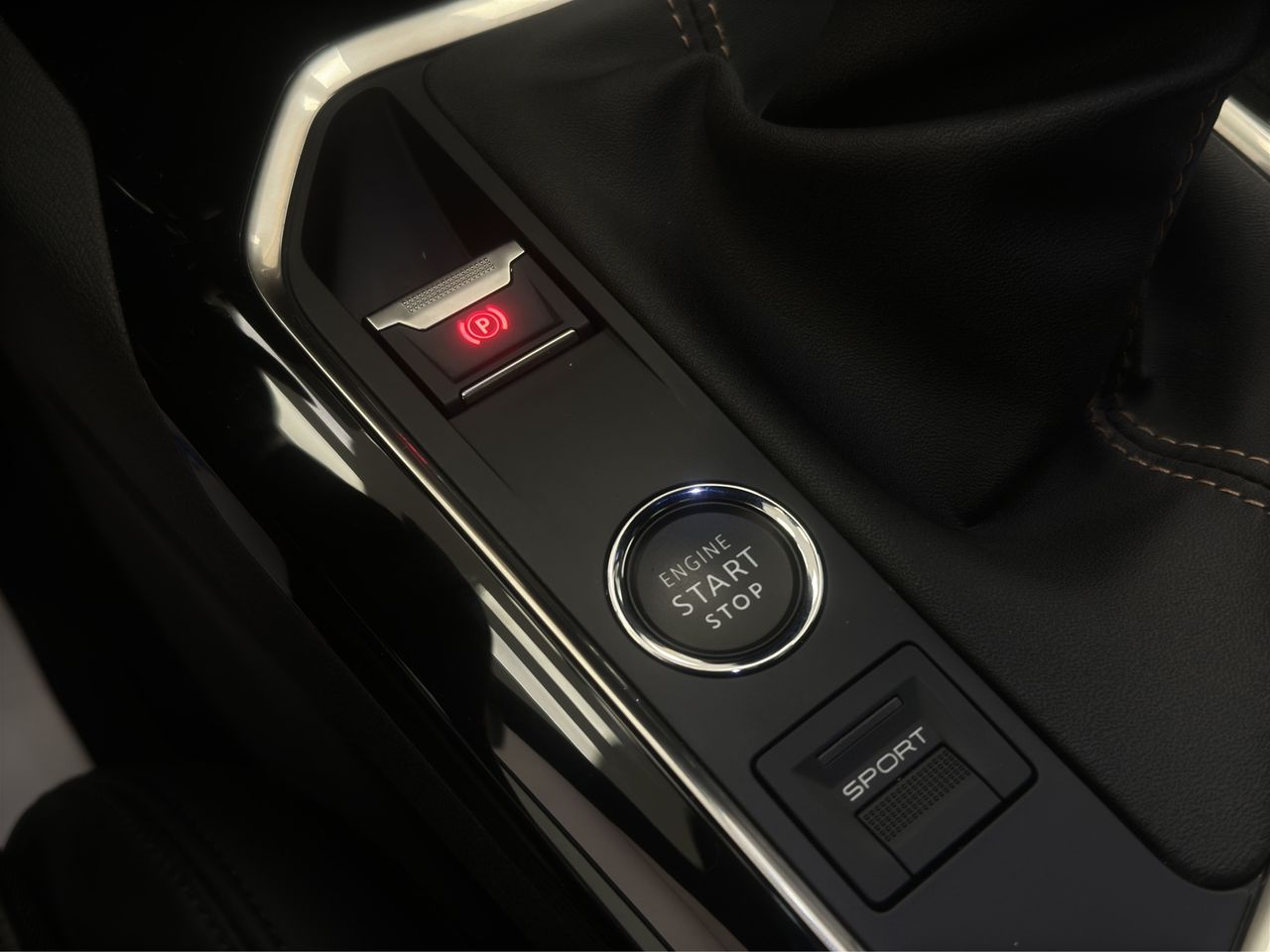 Peugeot 3008 1.5 BlueHDi 96kW (130CV) S&S GT - Foto 29