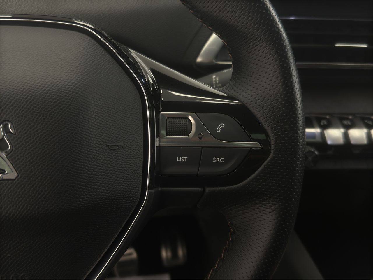 Peugeot 3008 1.5 BlueHDi 96kW (130CV) S&S GT - Foto 23