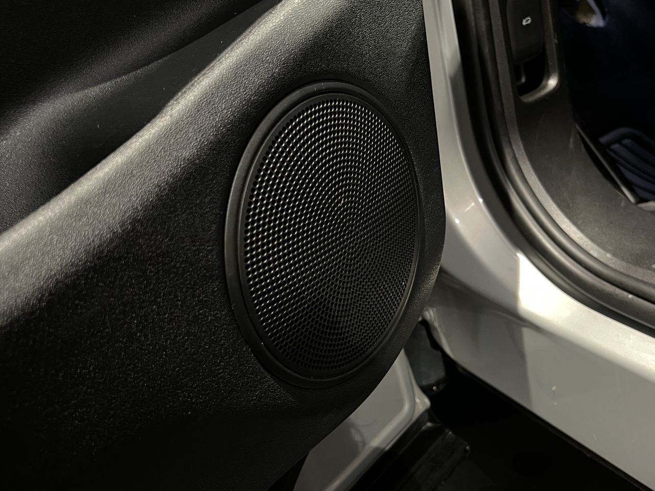 Land-Rover Range Rover Evoque 2.0 D163 R-Dynamic AUTO 4WD MHEV - Foto 39