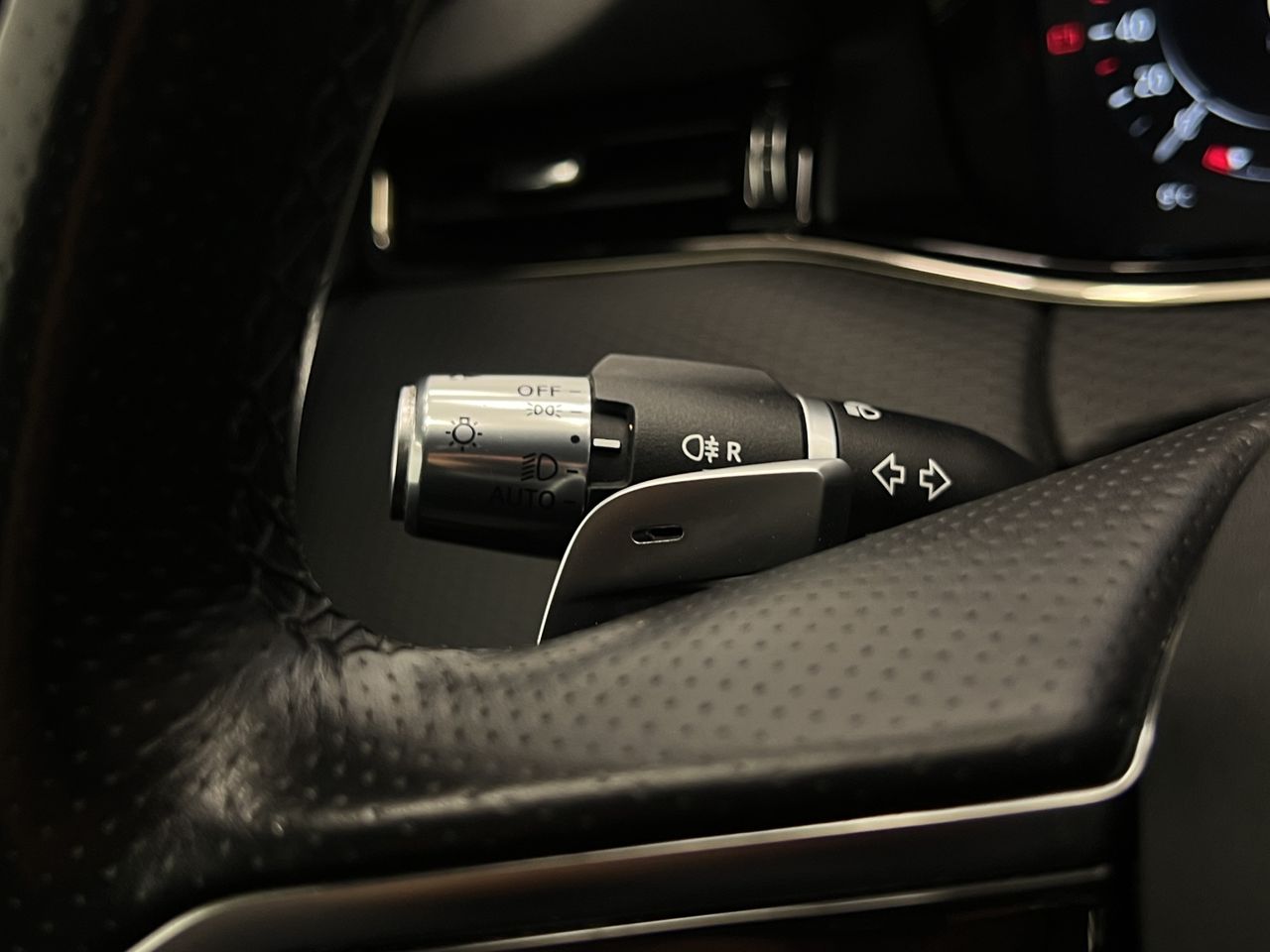 Land-Rover Range Rover Evoque 2.0 D163 R-Dynamic AUTO 4WD MHEV - Foto 26