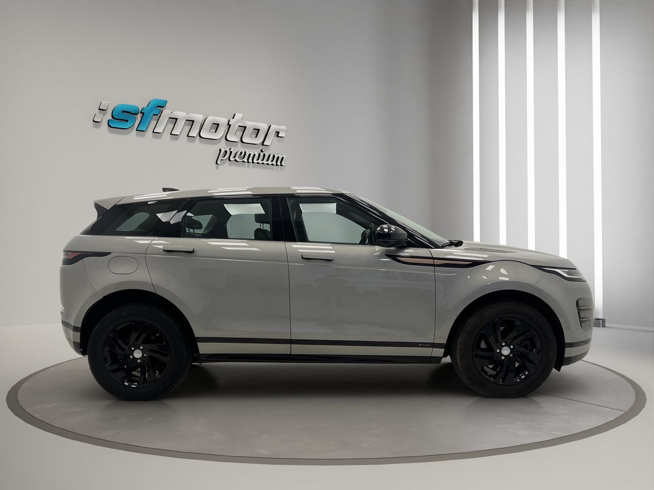 Land-Rover Range Rover Evoque 2.0 D163 R-Dynamic AUTO 4WD MHEV - Foto 8