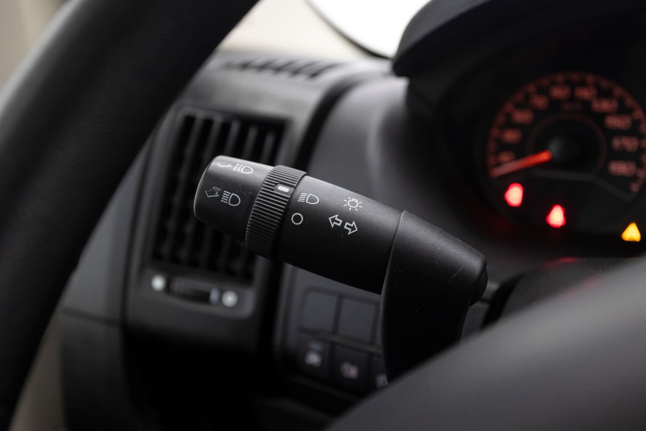 Citroën Jumper BLUEHDI 120 S&S 2.2 30L 1H1 - Foto 23