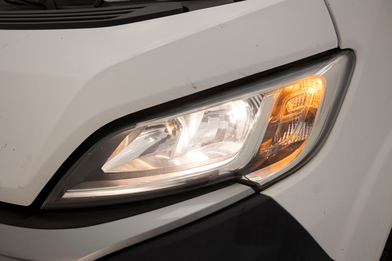 Citroën Jumper BLUEHDI 120 S&S 2.2 30L 1H1 - Foto 26