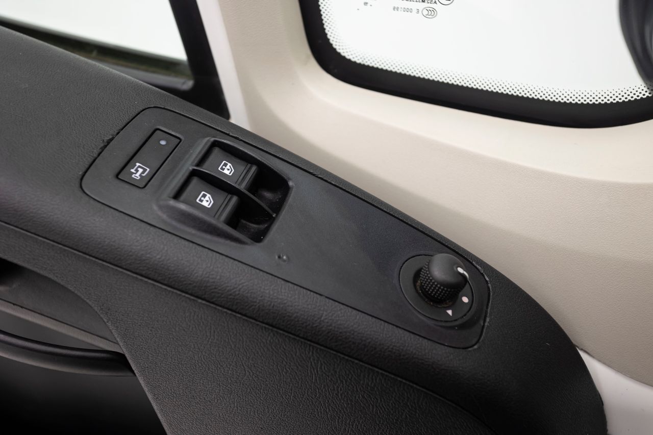 Citroën Jumper BLUEHDI 120 S&S 2.2 30L 1H1 - Foto 17