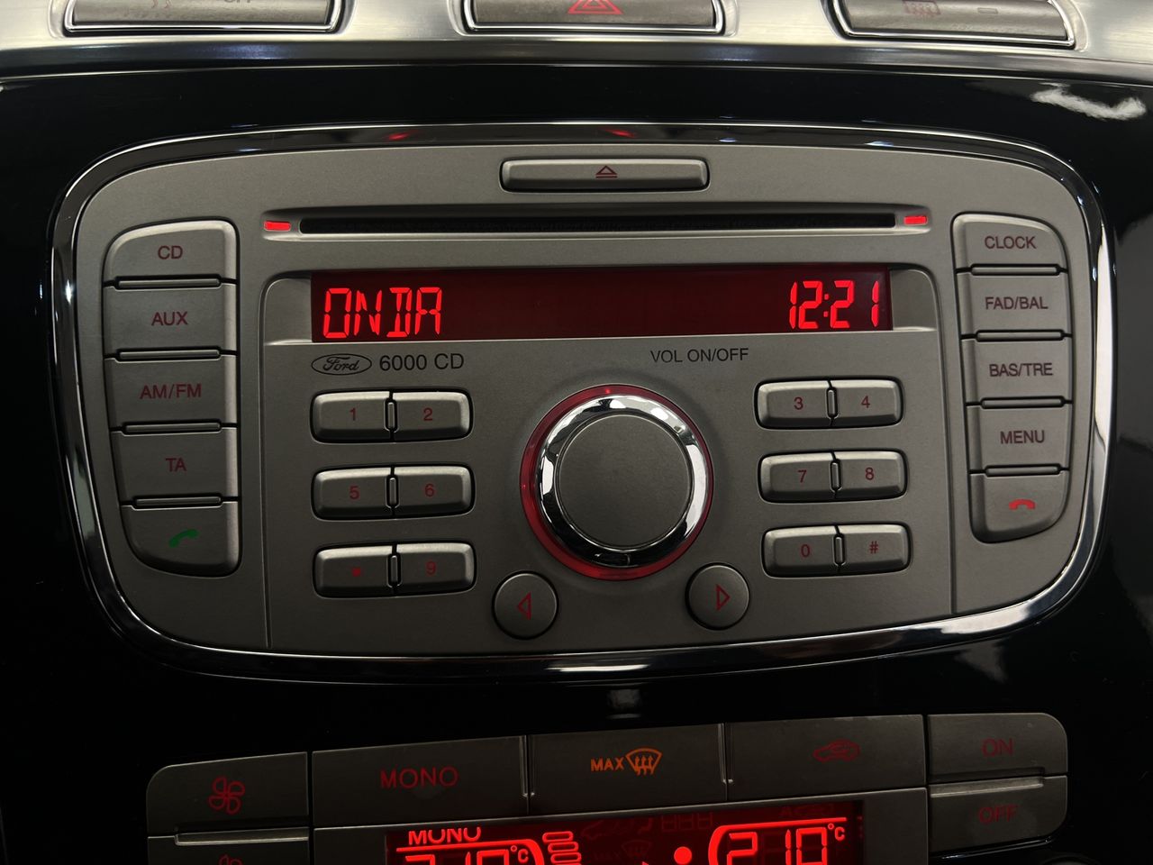 Ford S Max 2.0 TDCi 140cv Trend Auto - Foto 29