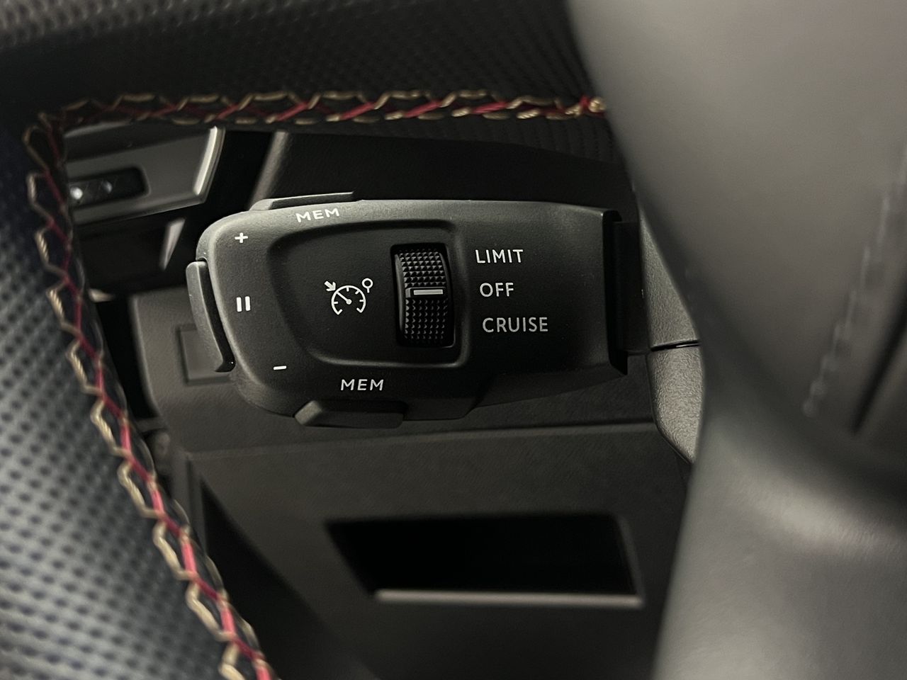 DS DS 7 Crossback 1.6 E-Tense 225 PERFORMANCE LINE + Auto - Foto 27