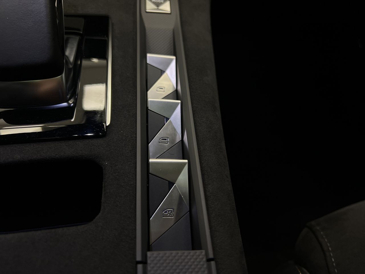 DS DS 7 Crossback 1.6 E-Tense 225 PERFORMANCE LINE + Auto - Foto 30