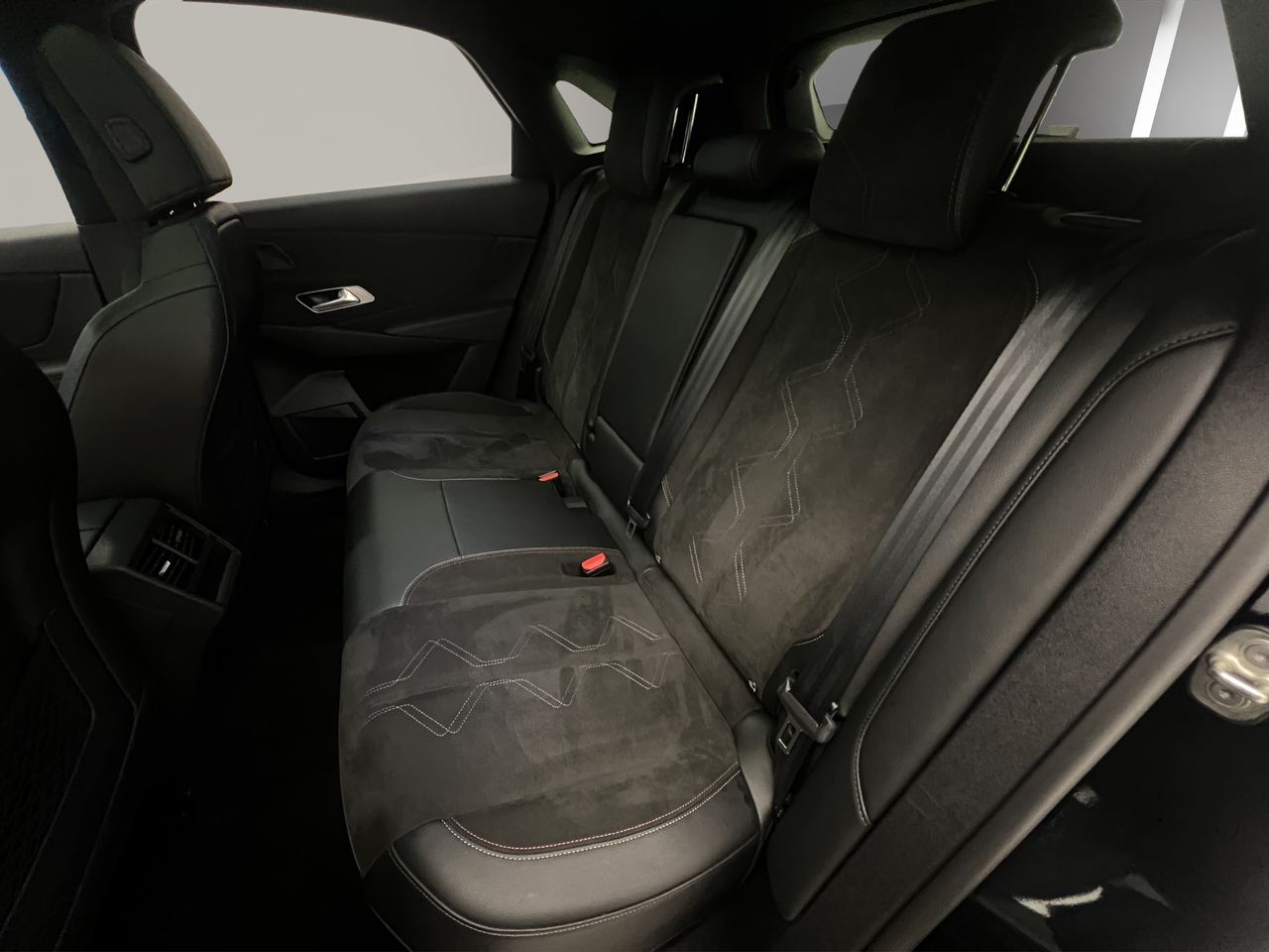 DS DS 7 Crossback 1.6 E-Tense 225 PERFORMANCE LINE + Auto - Foto 13