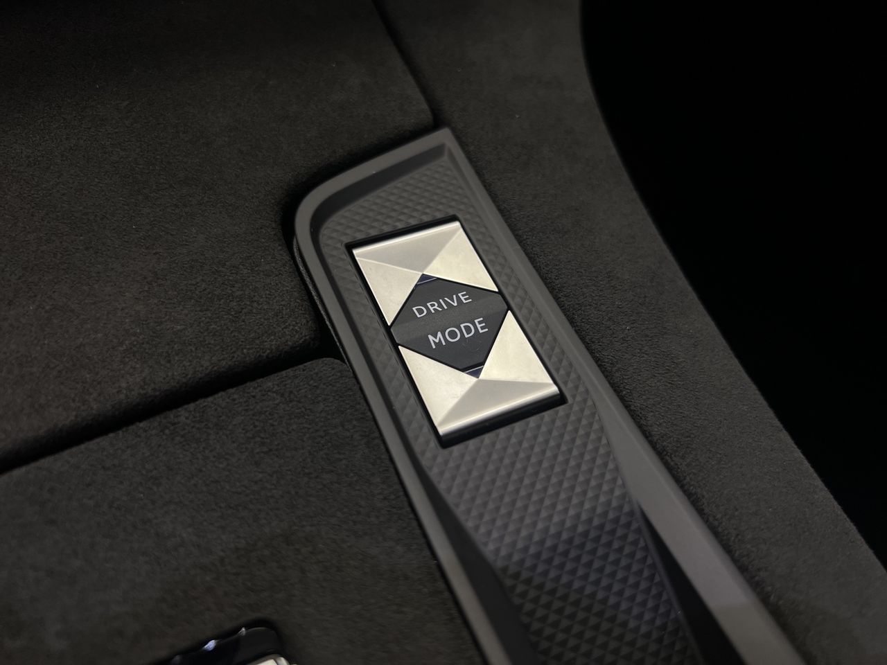 DS DS 7 Crossback 1.6 E-Tense 225 PERFORMANCE LINE + Auto - Foto 31