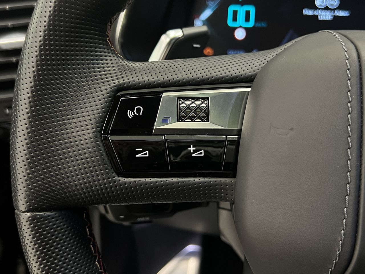 DS DS 7 Crossback 1.6 E-Tense 225 PERFORMANCE LINE + Auto - Foto 24