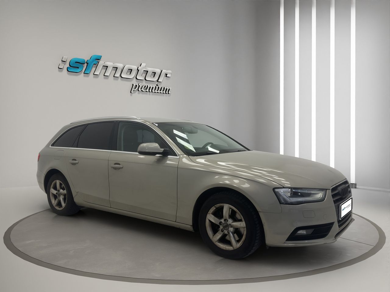 Audi A4 Avant 2.0 TDI 177cv multitronic - Foto 9