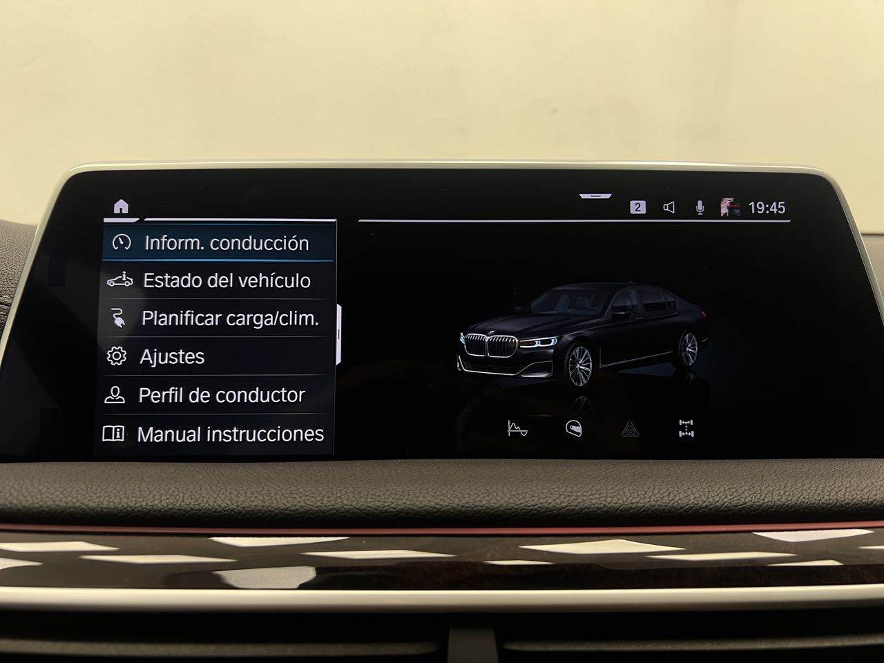 BMW Serie 7 745e - Foto 35