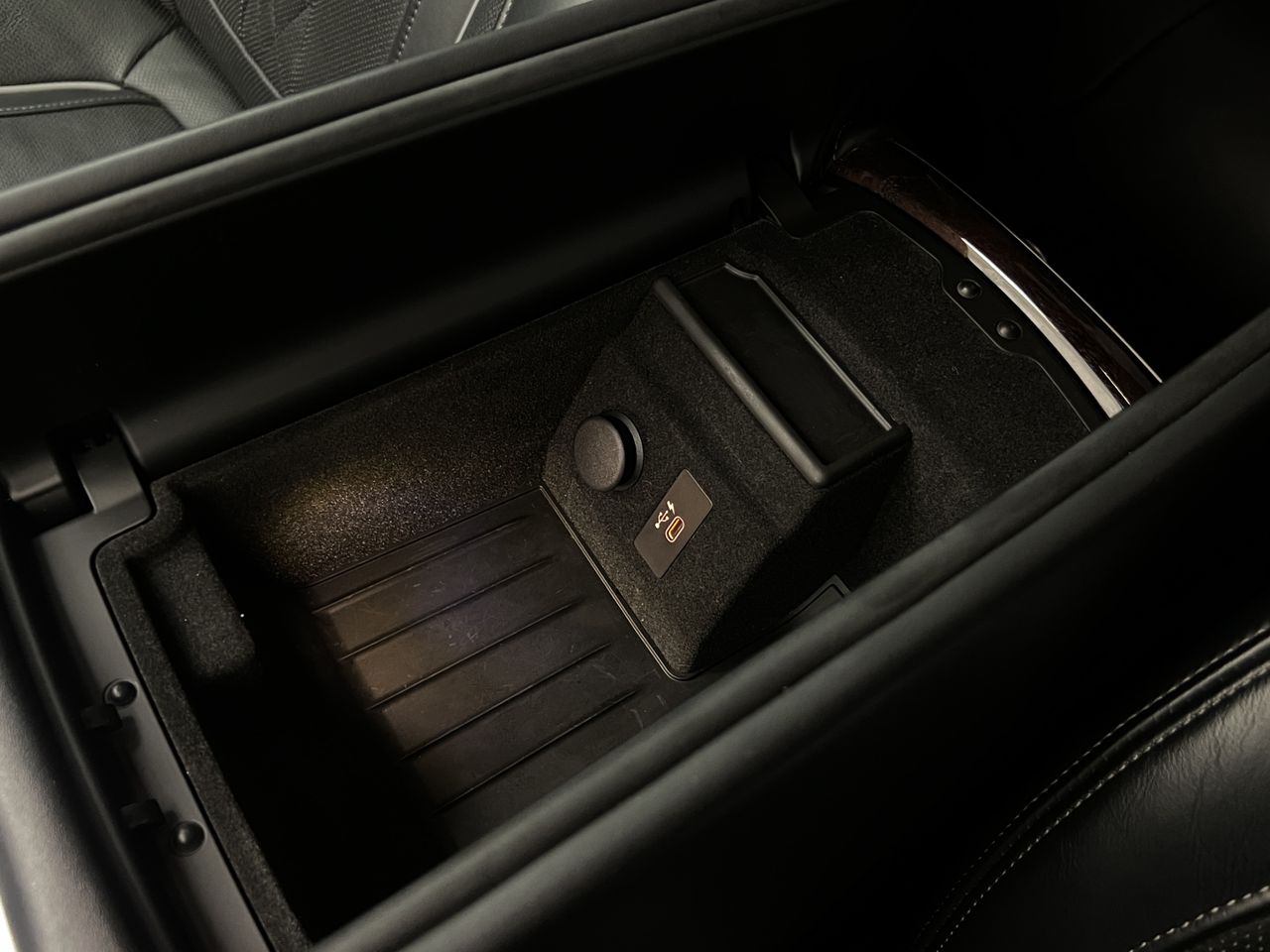 BMW Serie 7 745e - Foto 39