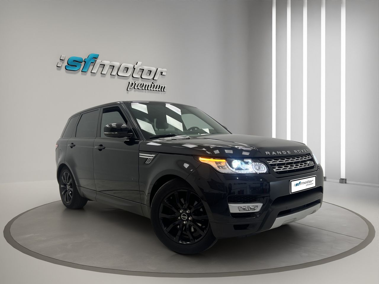 Land-Rover Range Rover Sport 3.0 TDV6 258cv HSE - Foto 8