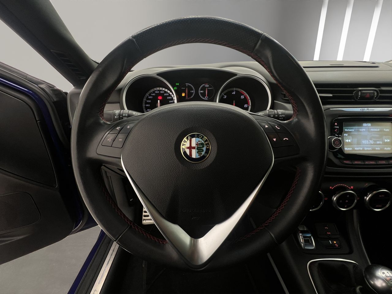 Alfa Romeo Giulietta 2.0 JTDm 150cv Distinctive - Foto 10