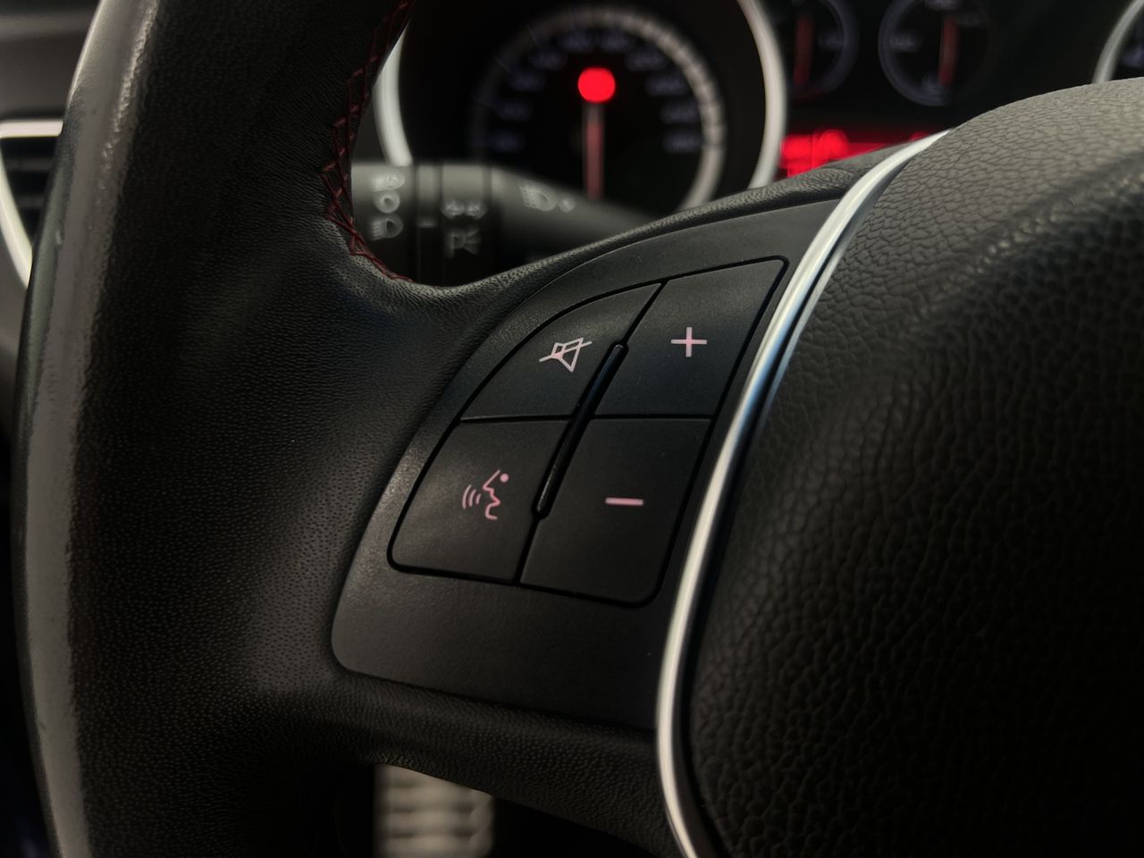 Alfa Romeo Giulietta 2.0 JTDm 150cv Distinctive - Foto 24