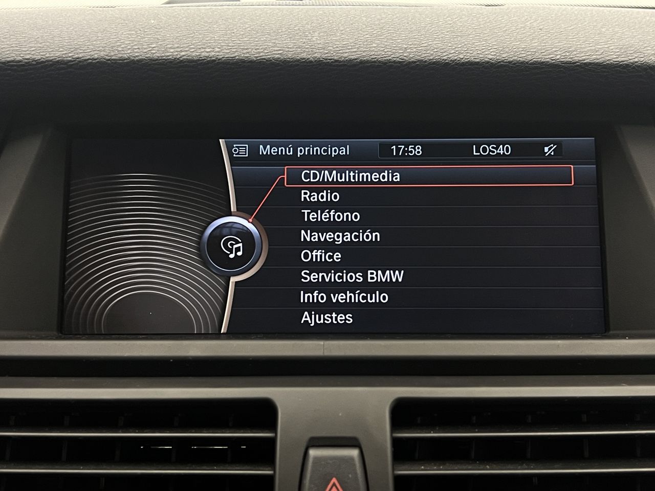 BMW X6 xDrive40d - Foto 31