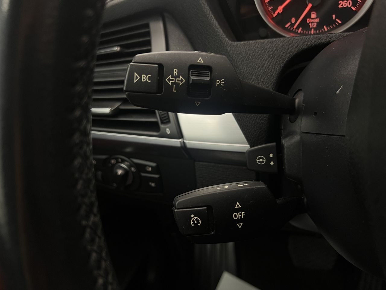 BMW X6 xDrive40d - Foto 28