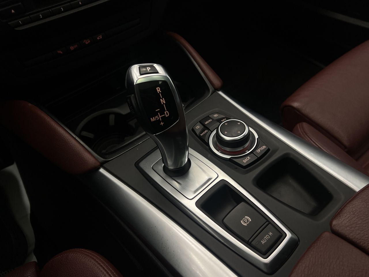 BMW X6 xDrive40d - Foto 24