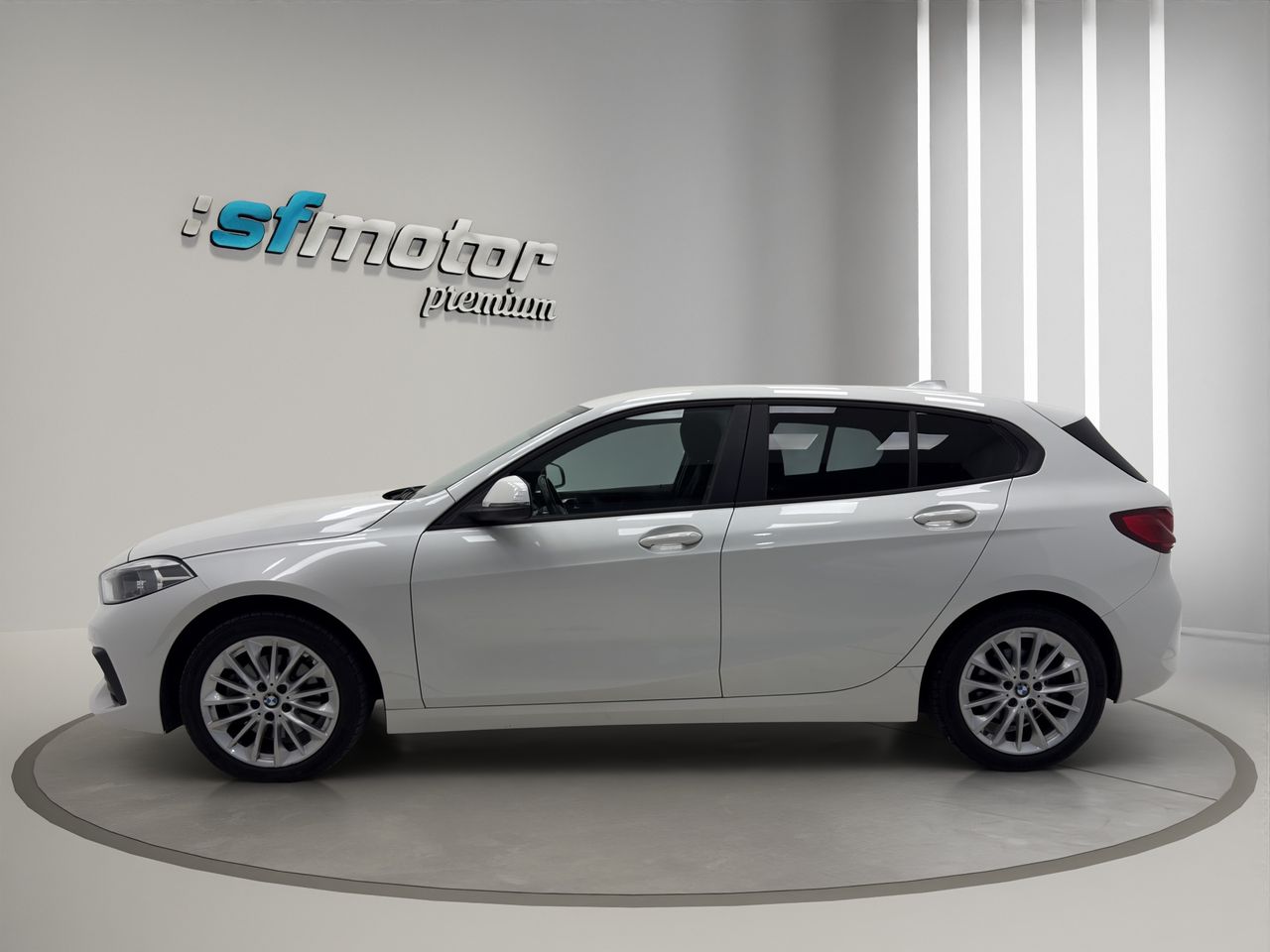 BMW Serie 1 118i - Foto 4