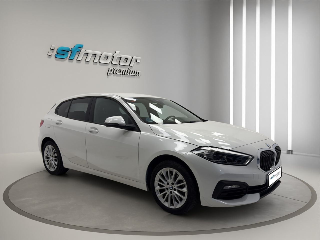 BMW Serie 1 118i - Foto 9