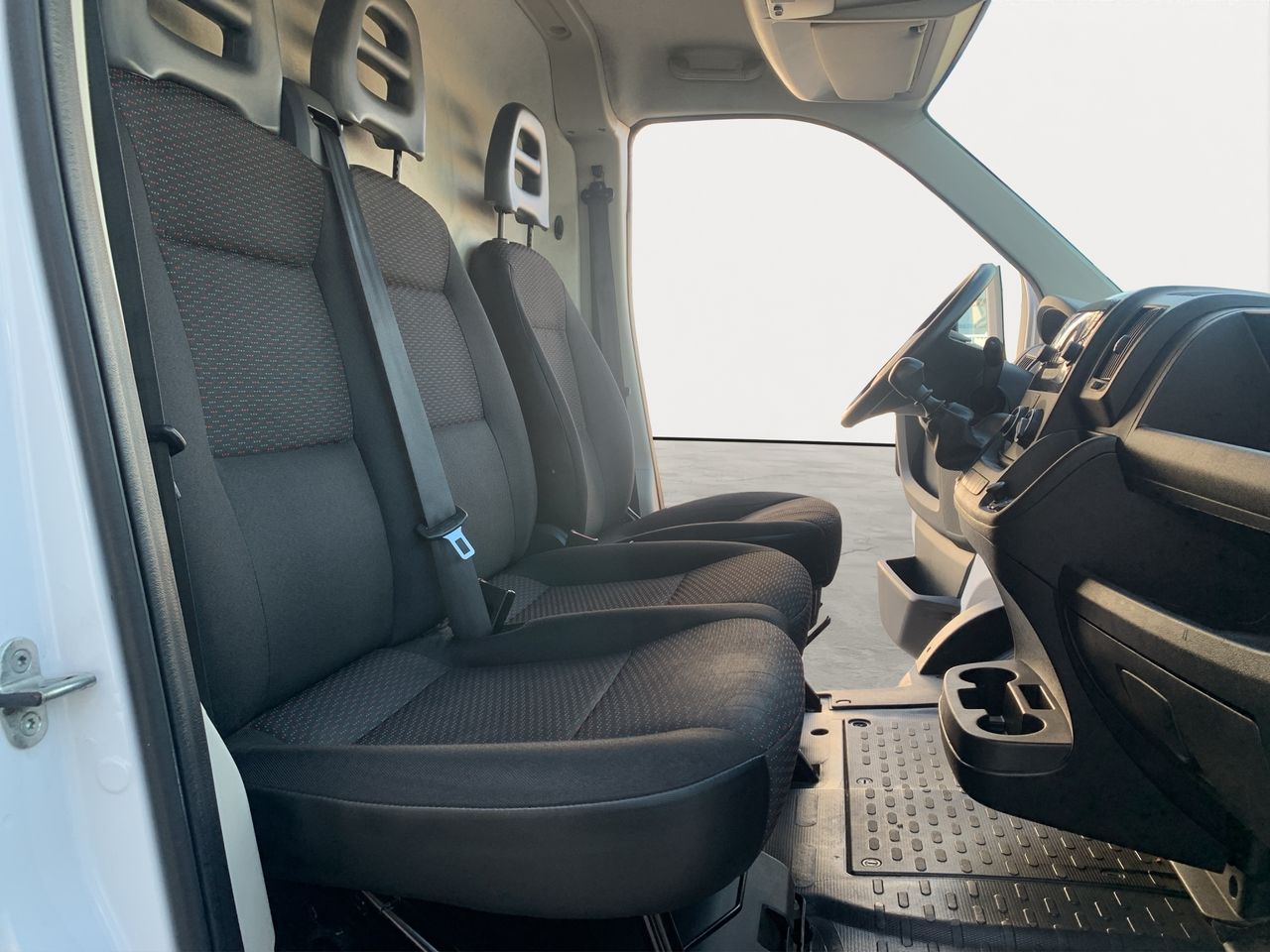 Peugeot Boxer 435 L3 H3  BLUEHDI 2.2 140CV START STOP - Foto 19