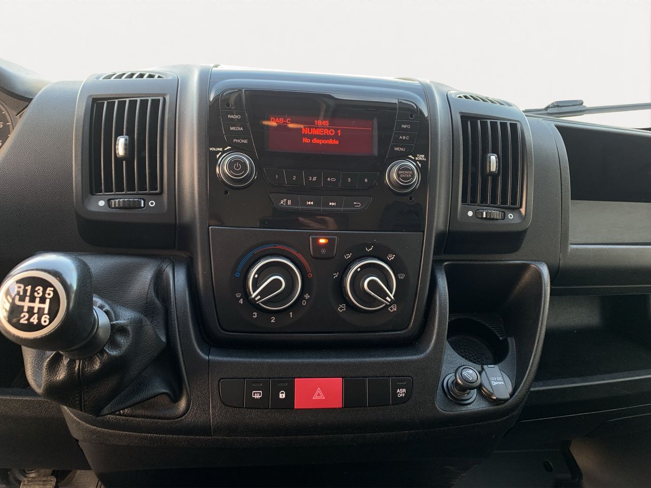 Peugeot Boxer 435 L3 H3  BLUEHDI 2.2 140CV START STOP - Foto 17