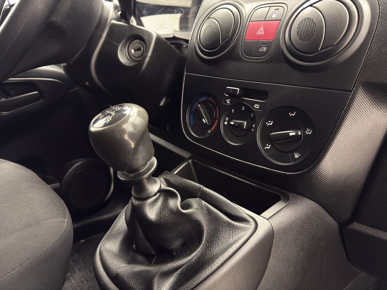 Fiat Fiorino Combi Base 1.4 CNG 70cv 5plazas E6 - Foto 25