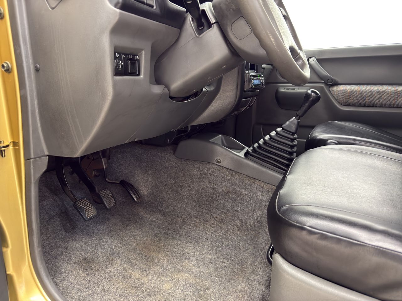 Suzuki Jimny 1.3 16V JLX - Foto 25