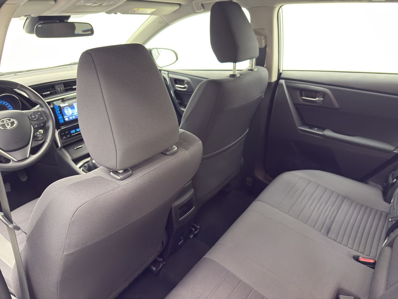 Toyota Auris 1.6 TOURING SPORTS 130CV - Foto 34