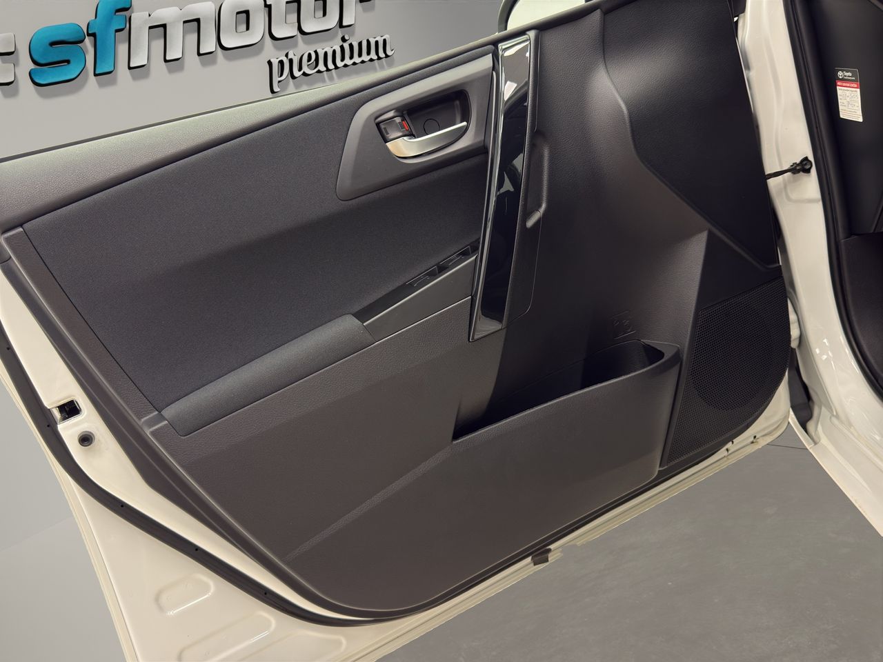 Toyota Auris 1.6 TOURING SPORTS 130CV - Foto 13