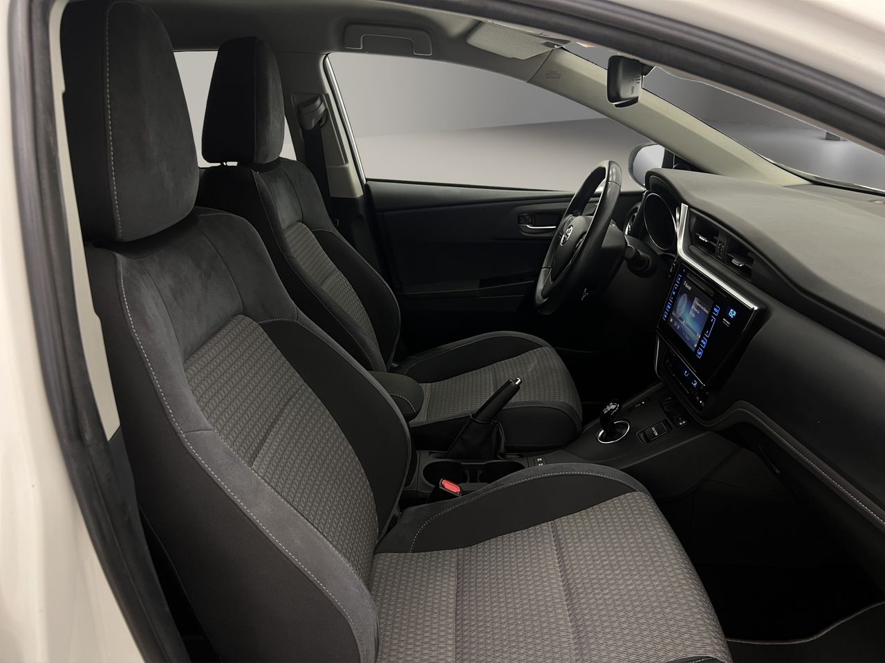 Toyota Auris 1.8 140H Hybrid Feel! Edition - Foto 19