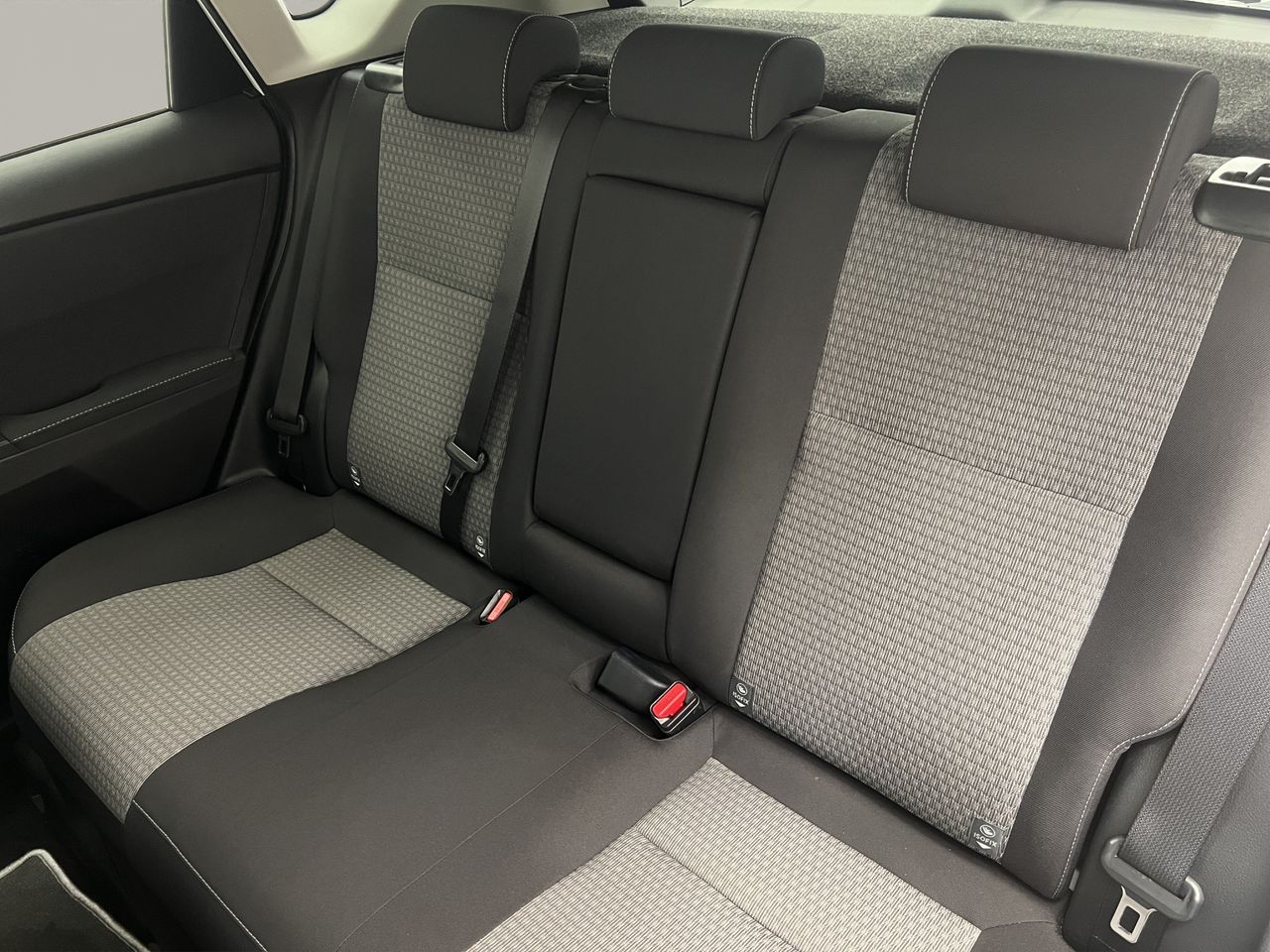 Toyota Auris 1.8 140H Hybrid Feel! Edition - Foto 14