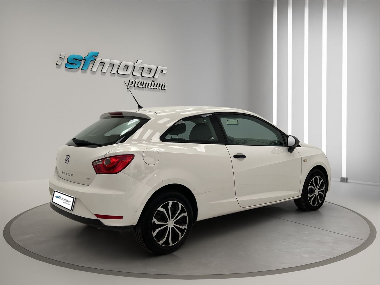 Seat Ibiza ST 1.2 TDI 75cv Reference - Foto 7