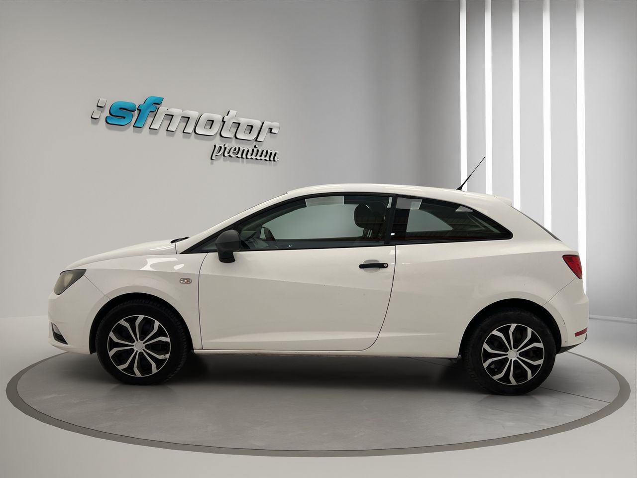 Seat Ibiza ST 1.2 TDI 75cv Reference - Foto 4